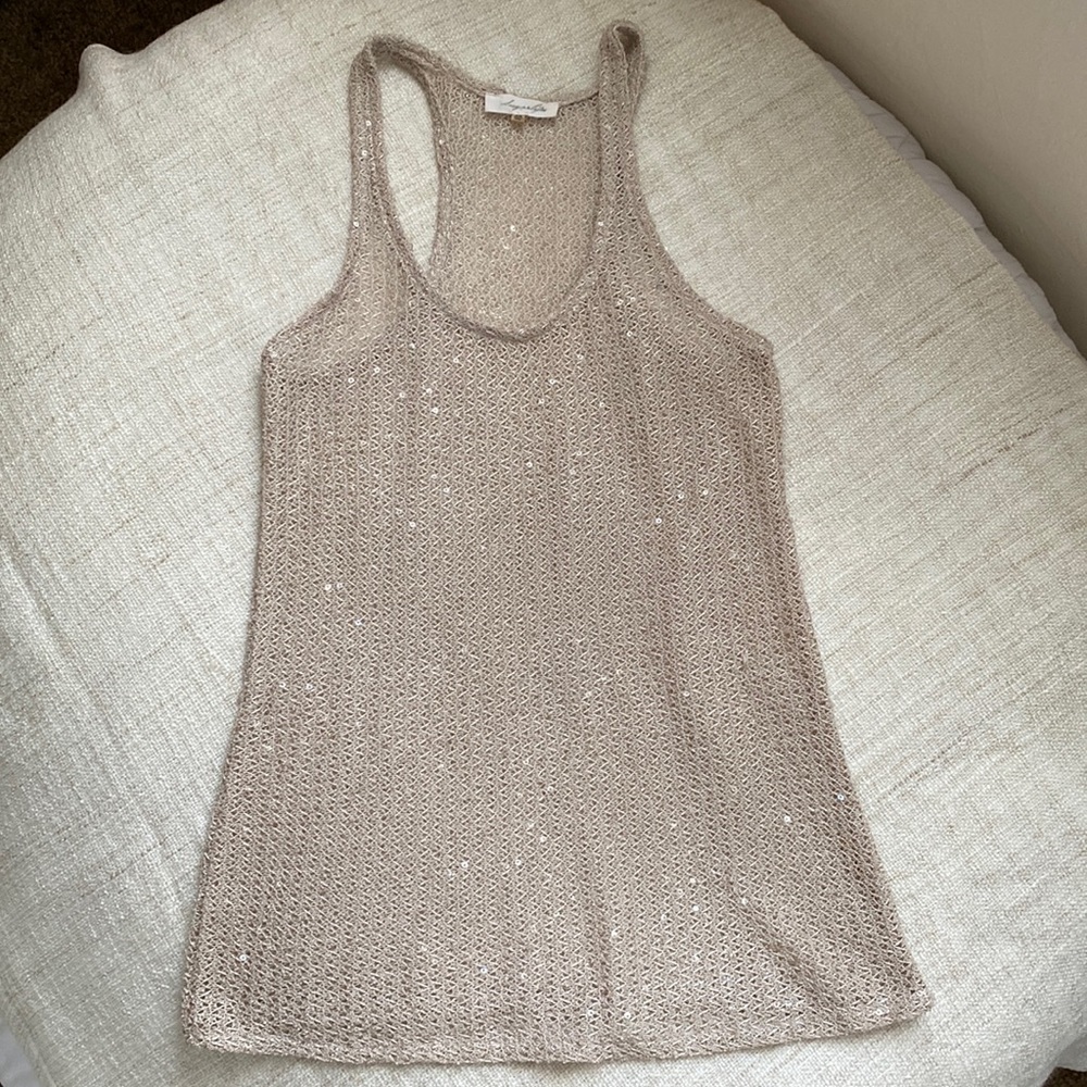 Women top